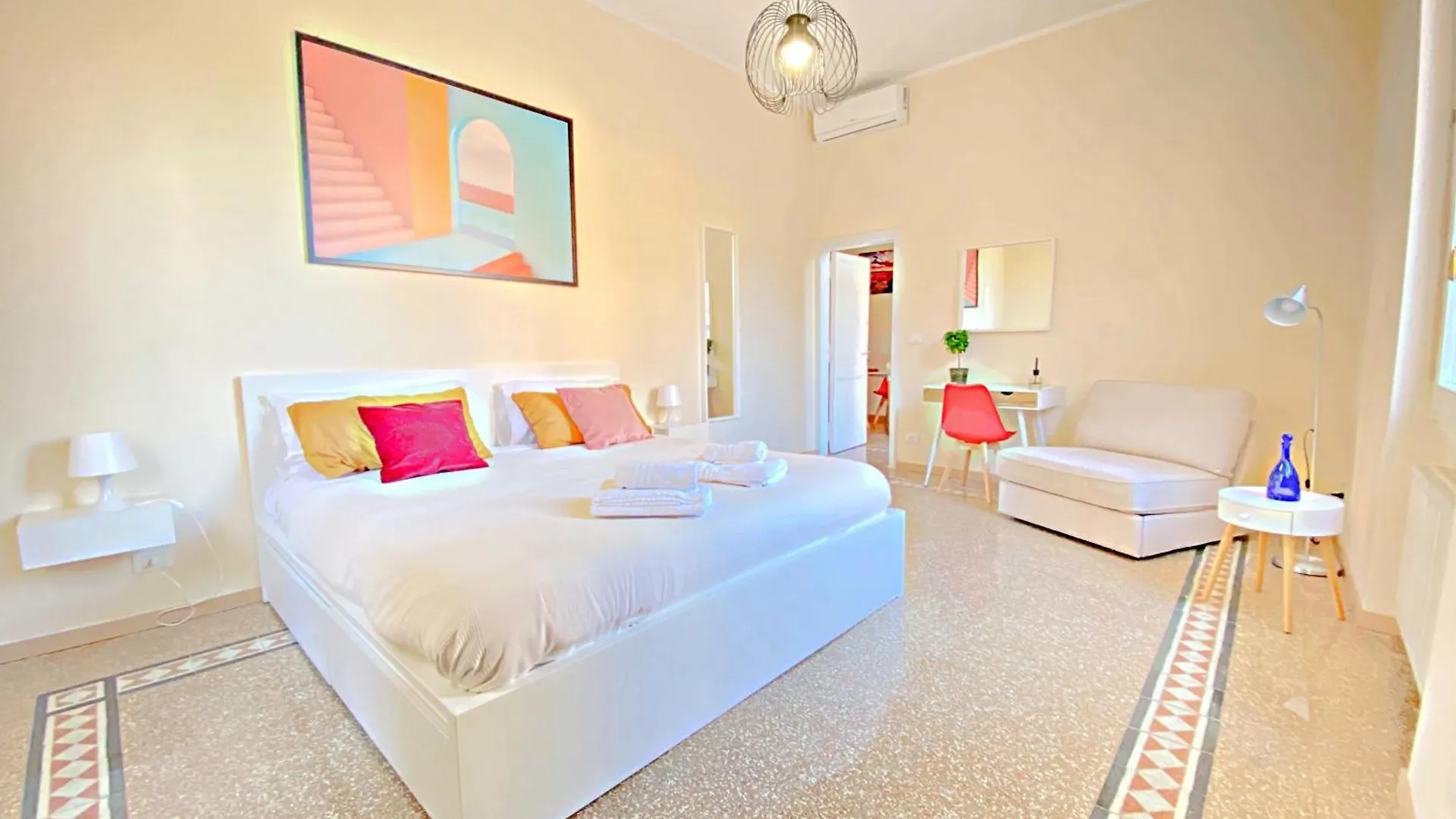 Red House Trastevere San Pietro Bambin Gesu Sant Onofrio Appartamento Roma Apartment Rome